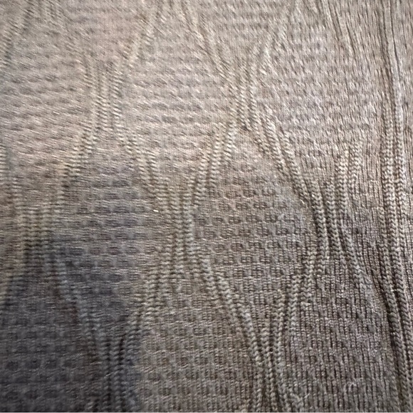 Lululemon Rest Less Hoodie Pullover Long Sleeve Sz 6 Black Textured Swiftly NWOT - Picture 4 of 14